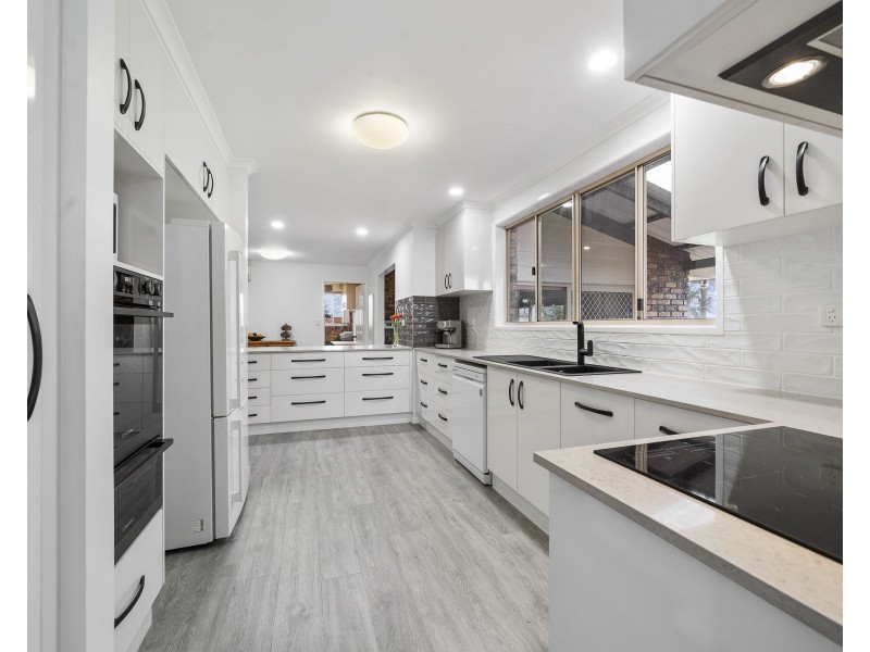 14 Maplewood Drive, Darling Heights QLD 4350