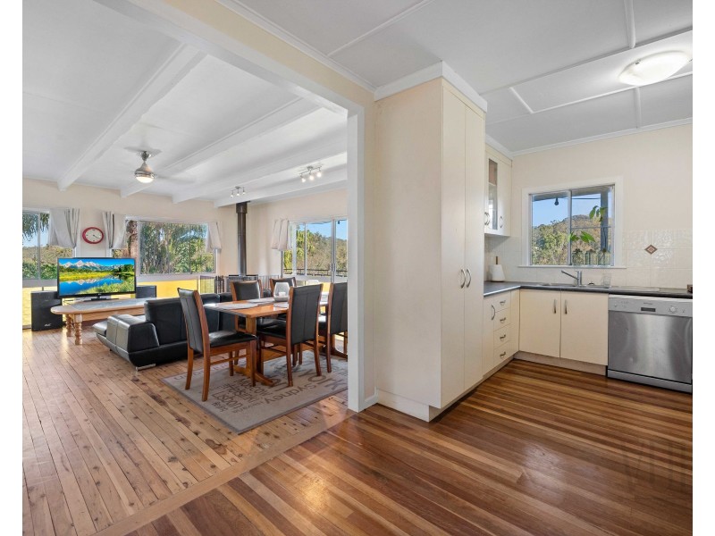 921 Toowoomba Connection Road, Withcott QLD 4352