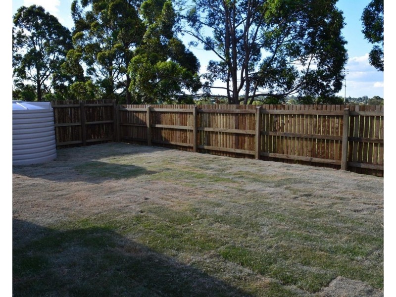 19 Entabeni Drive, Kearneys Spring QLD 4350