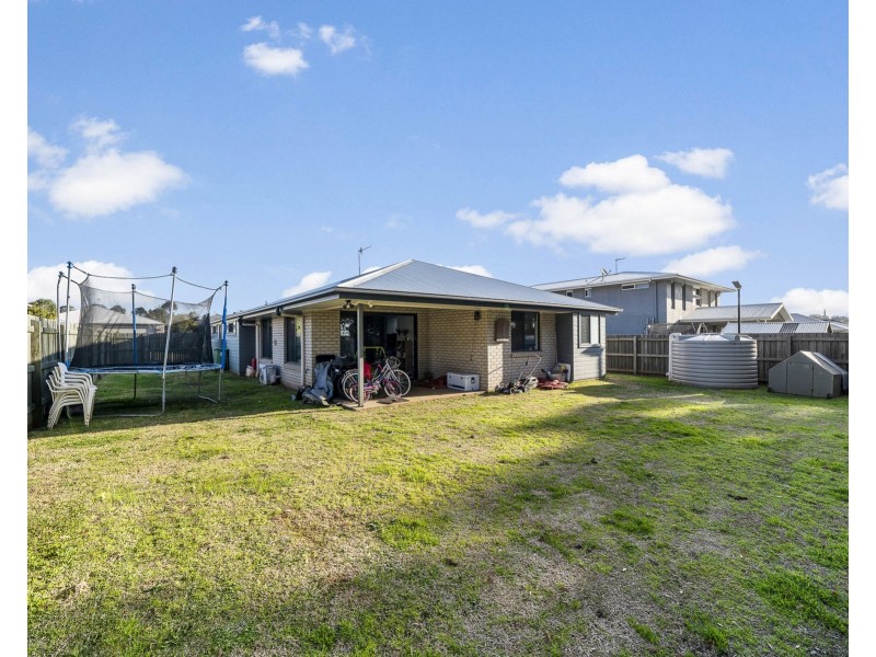 19 Entabeni Drive, Kearneys Spring QLD 4350