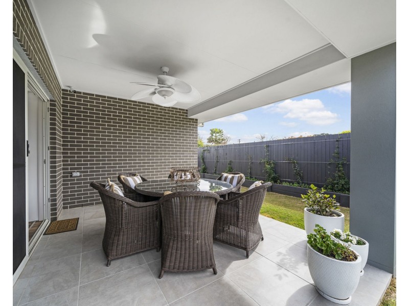 5 Lourdes Street, Middle Ridge QLD 4350