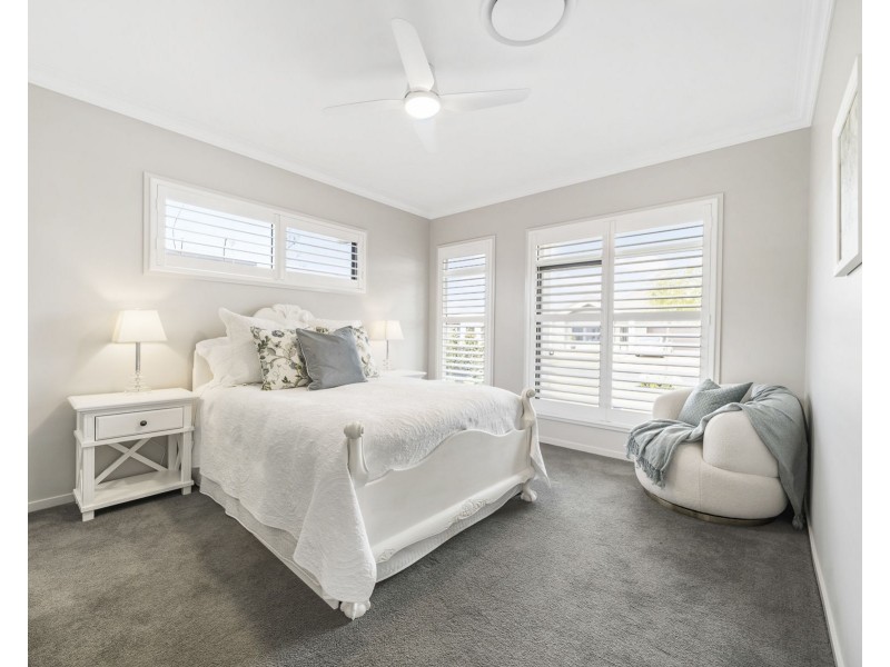 5 Lourdes Street, Middle Ridge QLD 4350