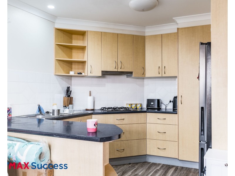 5/2 Garde Street, Centenary Heights QLD 4350