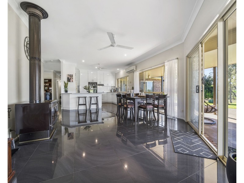 31 Benjamin Court, Placid Hills QLD 4343