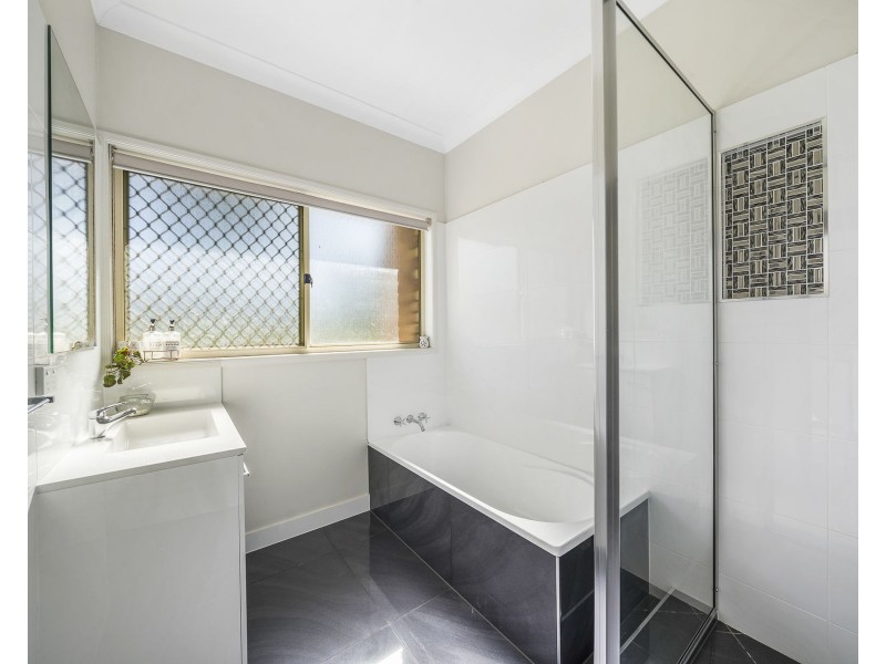 31 Benjamin Court, Placid Hills QLD 4343