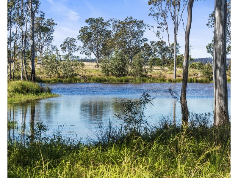 31 Benjamin Court, Placid Hills QLD 4343