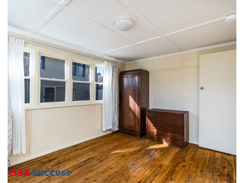 280 Alderley Street, Centenary Heights QLD 4350