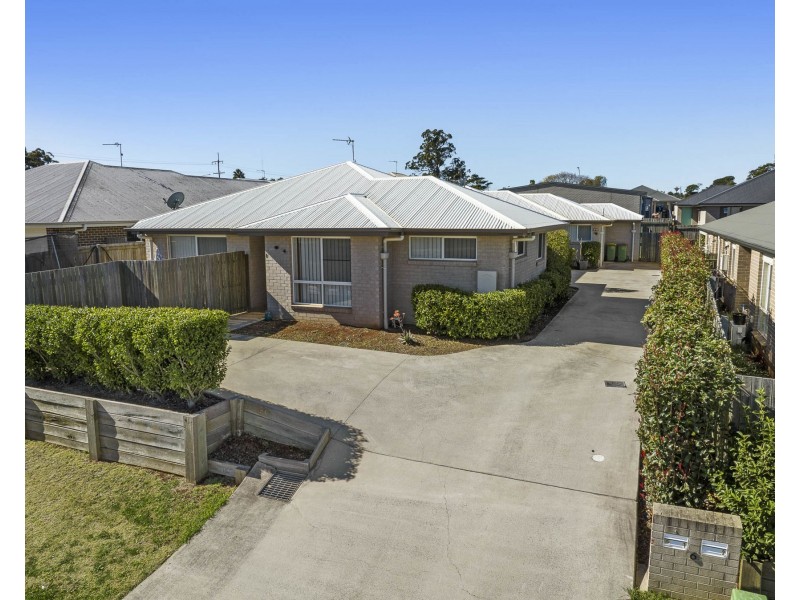 1 & 2/6 Tempest Drive, Glenvale QLD 4350