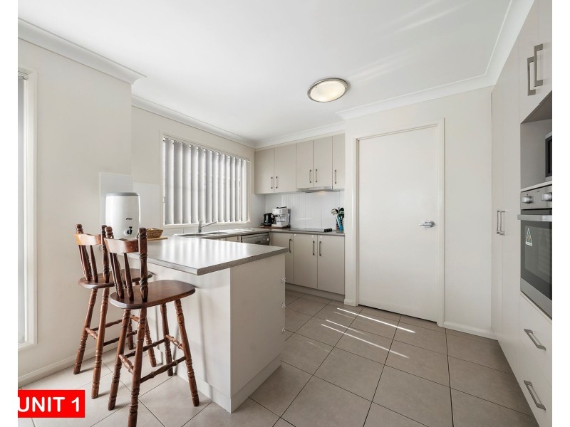 1 & 2/6 Tempest Drive, Glenvale QLD 4350