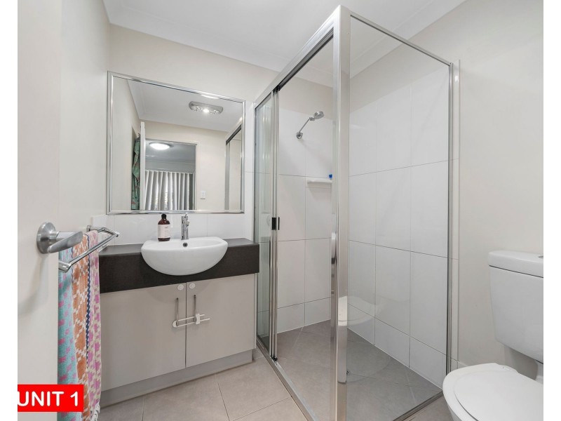 1 & 2/6 Tempest Drive, Glenvale QLD 4350