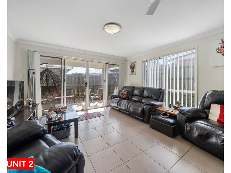 1 & 2/6 Tempest Drive, Glenvale QLD 4350