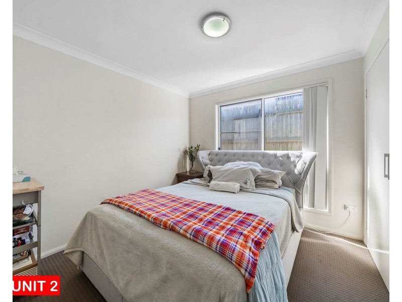 1 & 2/6 Tempest Drive, Glenvale QLD 4350