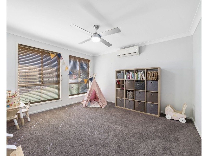 27 Westfield Drive, Westbrook QLD 4350