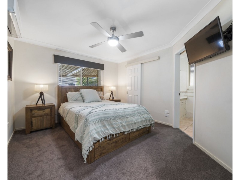 27 Westfield Drive, Westbrook QLD 4350