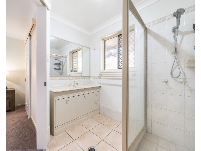 27 Westfield Drive, Westbrook QLD 4350