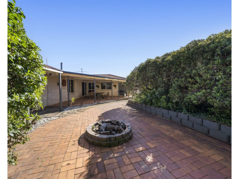 27 Westfield Drive, Westbrook QLD 4350