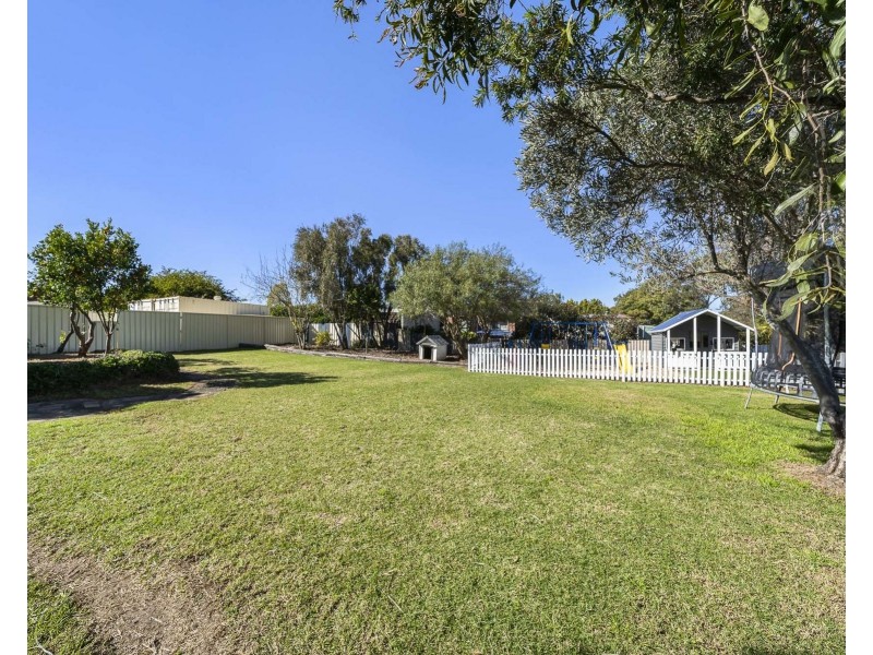 27 Westfield Drive, Westbrook QLD 4350
