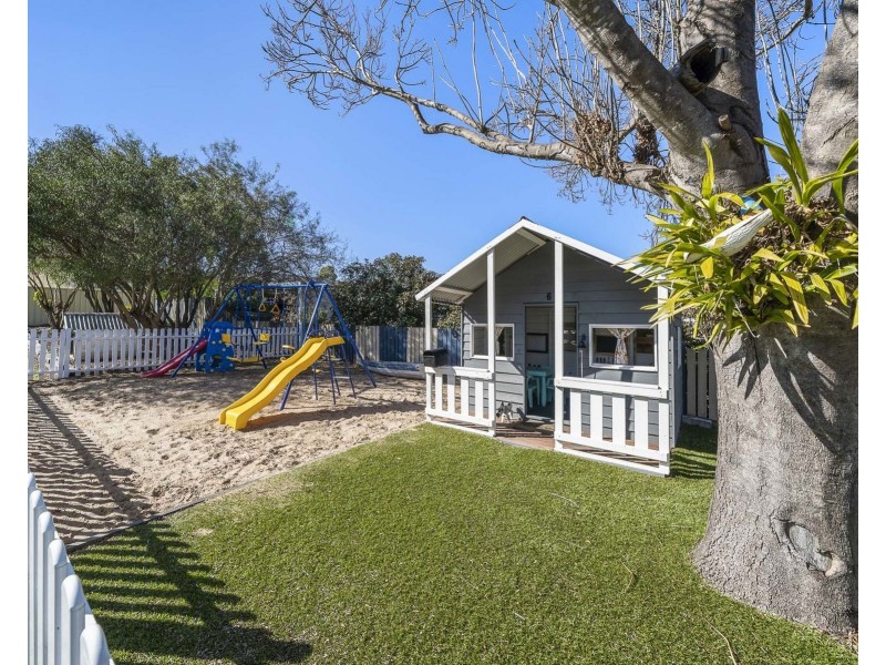 27 Westfield Drive, Westbrook QLD 4350