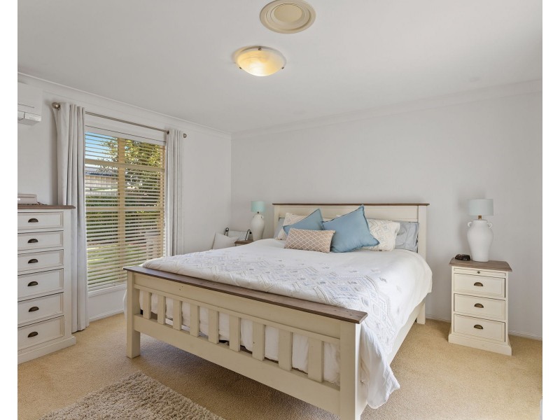 1 Conquest Court, Wilsonton QLD 4350