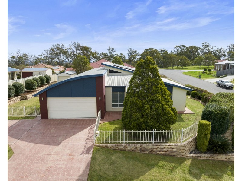1 Conquest Court, Wilsonton QLD 4350