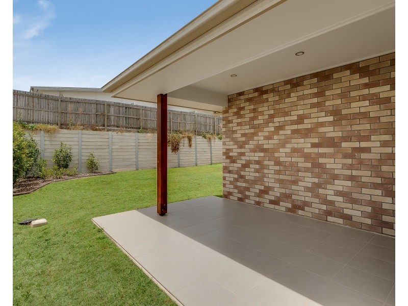 7 Grace View Street, Darling Heights QLD 4350