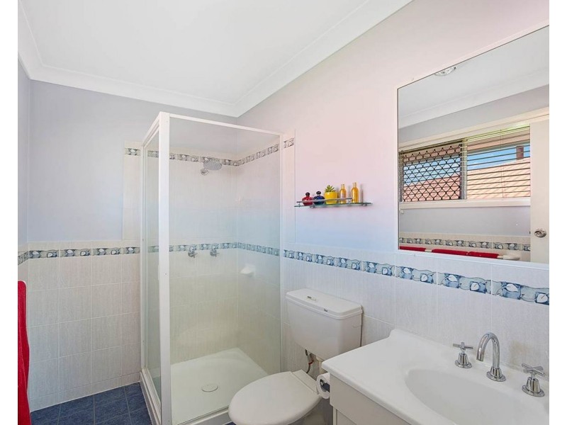 33 Cleary Street, Centenary Heights QLD 4350