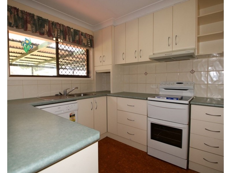 6 Azalea Court, Centenary Heights QLD 4350