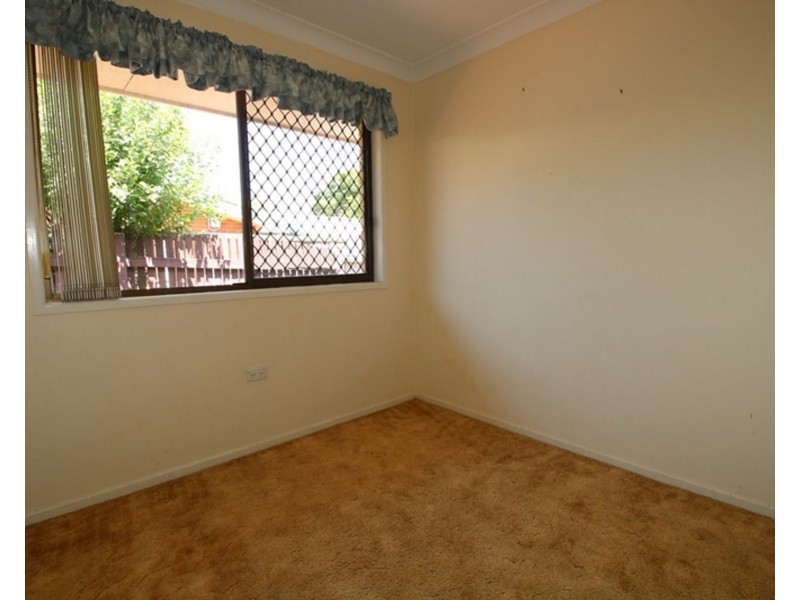 6 Azalea Court, Centenary Heights QLD 4350
