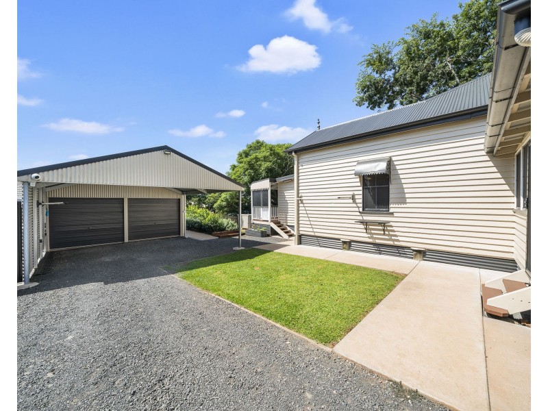 285 South Street, Harristown QLD 4350