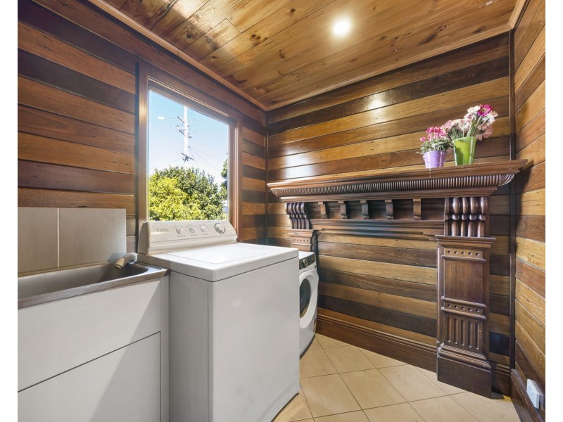 423 Alderley Street, Harristown QLD 4350