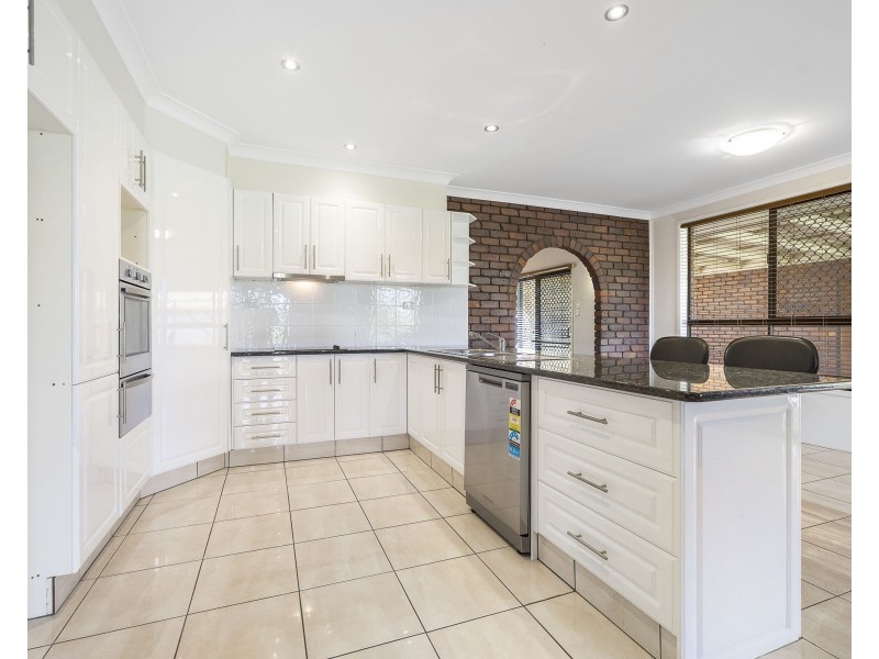 22 Burkes Road, Gowrie Junction QLD 4352