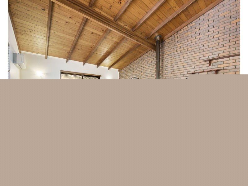 22 Burkes Road, Gowrie Junction QLD 4352