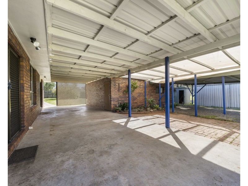 22 Burkes Road, Gowrie Junction QLD 4352