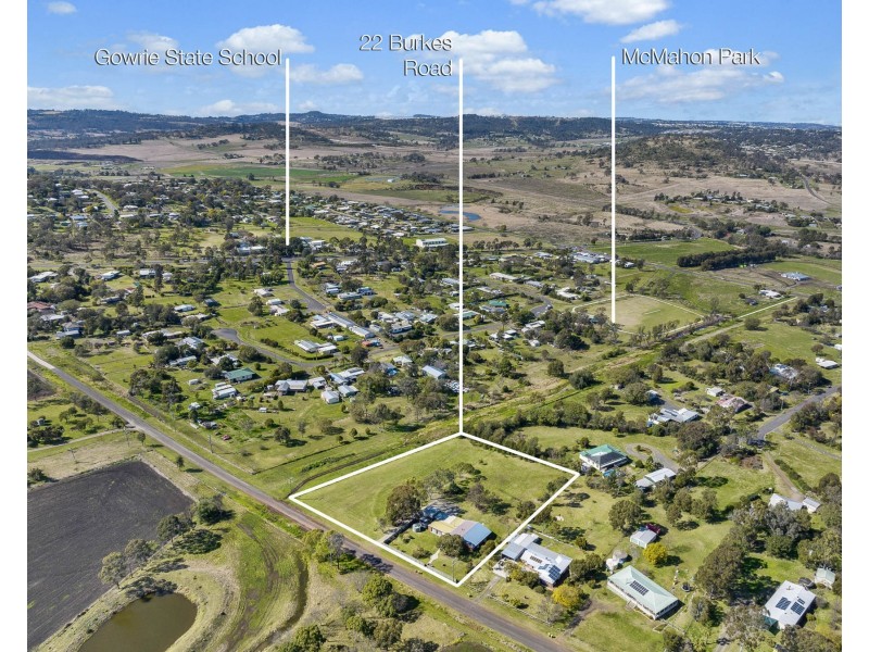 22 Burkes Road, Gowrie Junction QLD 4352