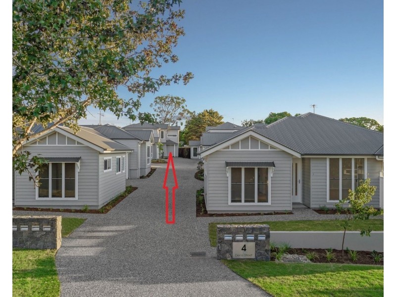 4/4 Denis Street, South Toowoomba QLD 4350