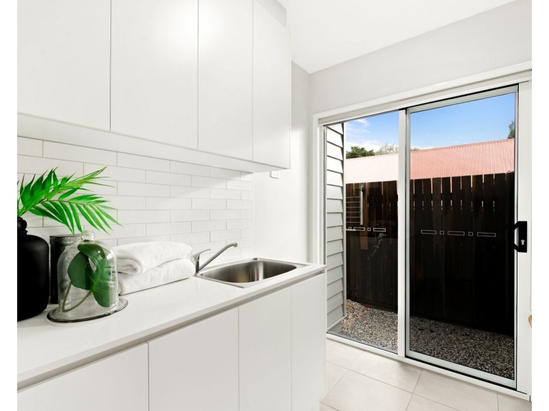 4/4 Denis Street, South Toowoomba QLD 4350