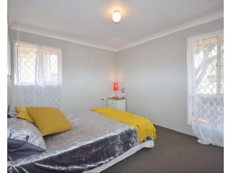 4 Featherstone Court, Rockville QLD 4350