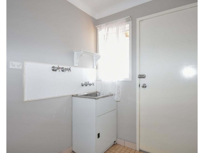 4 Featherstone Court, Rockville QLD 4350