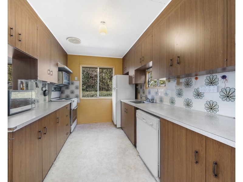 2 McIntyre Street, Centenary Heights QLD 4350