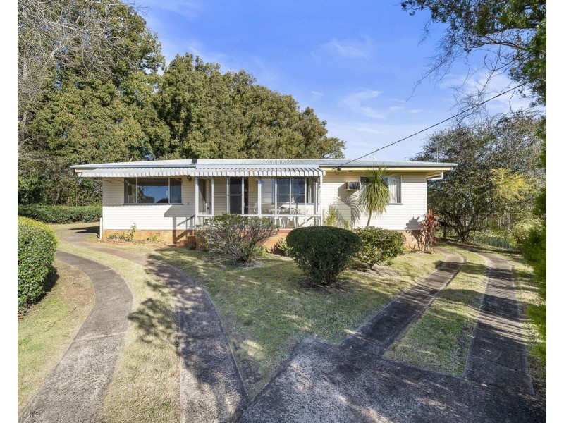 2 McIntyre Street, Centenary Heights QLD 4350