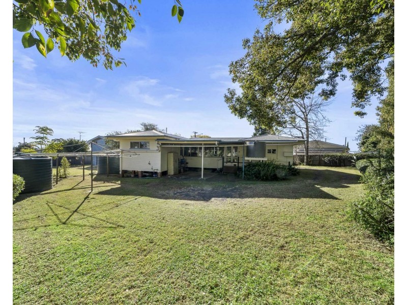 2 McIntyre Street, Centenary Heights QLD 4350