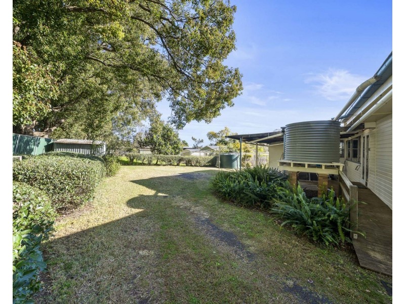 2 McIntyre Street, Centenary Heights QLD 4350