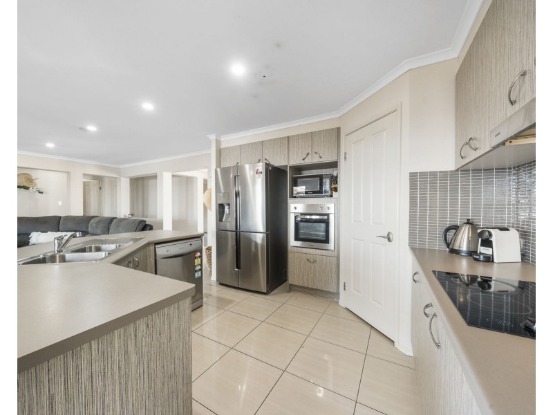 32 Whitman Street, Westbrook QLD 4350