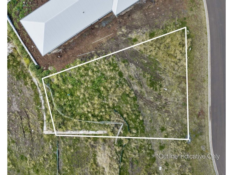 110 Adelaide Street, Cranley QLD 4350