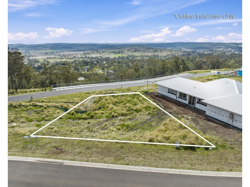 110 Adelaide Street, Cranley QLD 4350