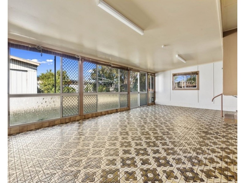30 Tomkinson Street, Wilsonton QLD 4350