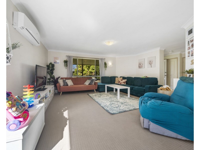 17 Elvery Court, Middle Ridge QLD 4350
