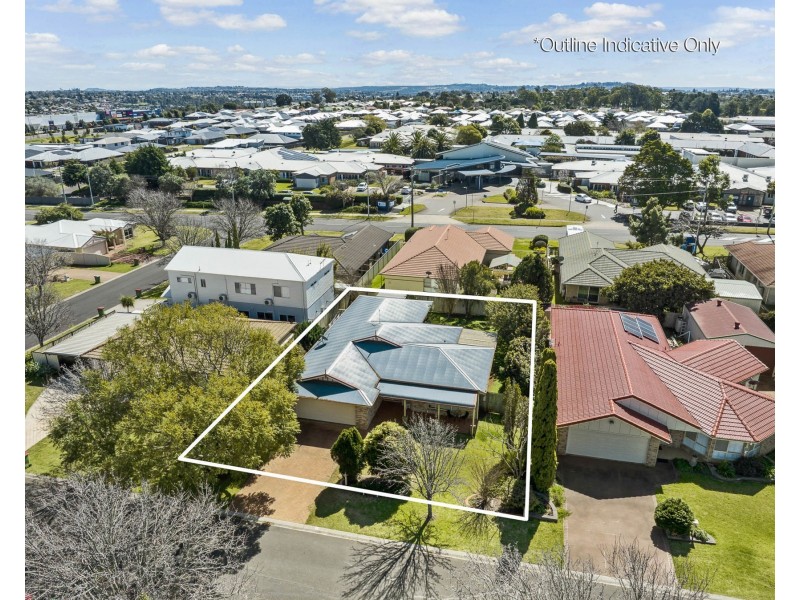 17 Elvery Court, Middle Ridge QLD 4350