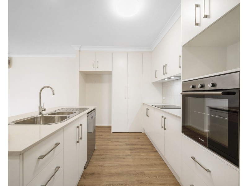 1/189 Spring Street, Middle Ridge QLD 4350