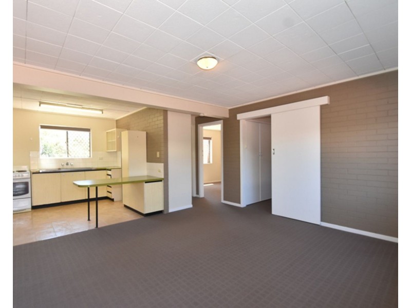 11/335 West Street, Harristown QLD 4350